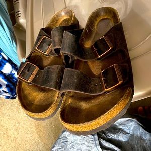 Dark brown leather Birkenstock’s!
